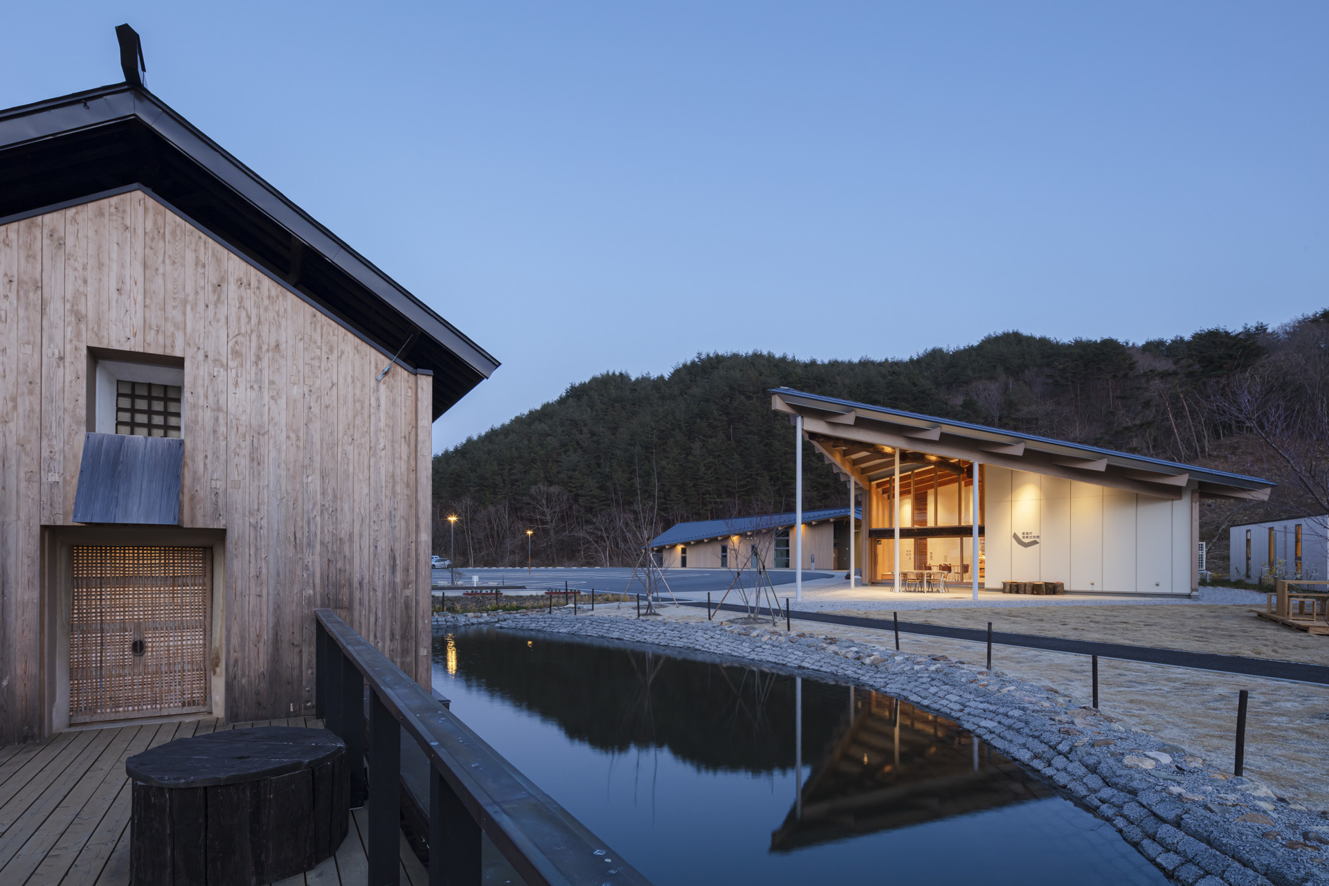 人の温もりが集う、山里のひと休み処　復興交流館あぜりあ